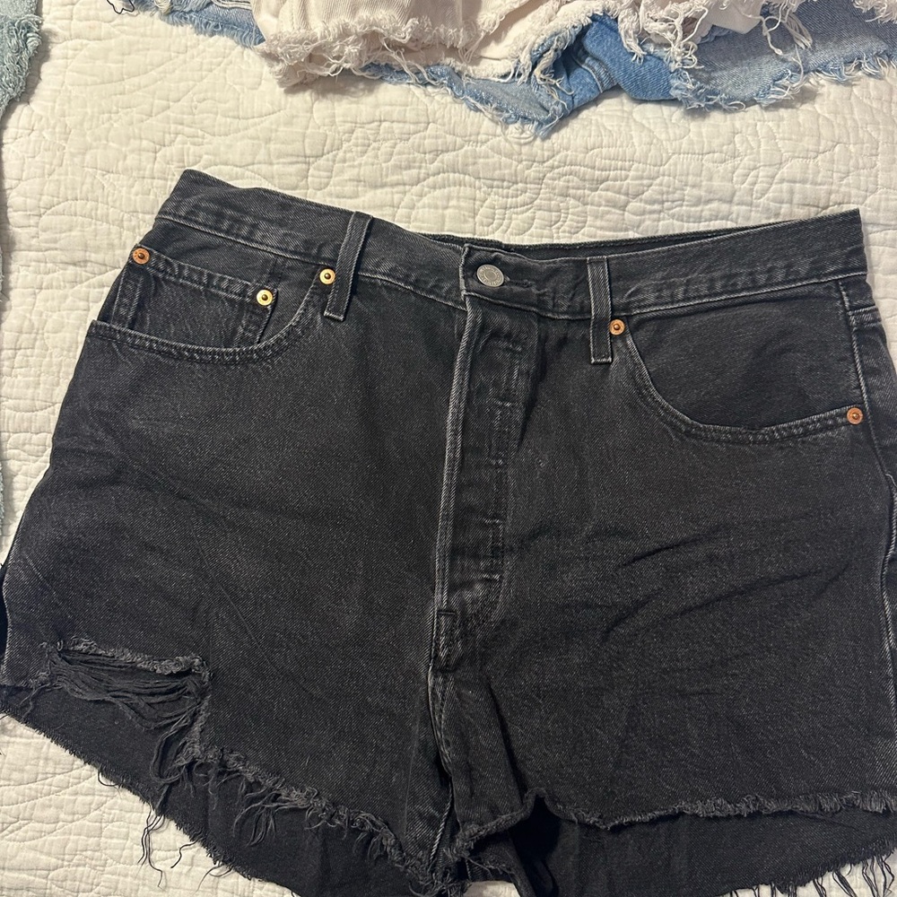 Levi's Black Distressed High-Waist Women’s Jean Shorts